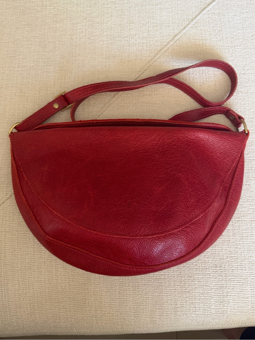 Portland Leather Koala Sling Chili Red - Picture 2 of 9